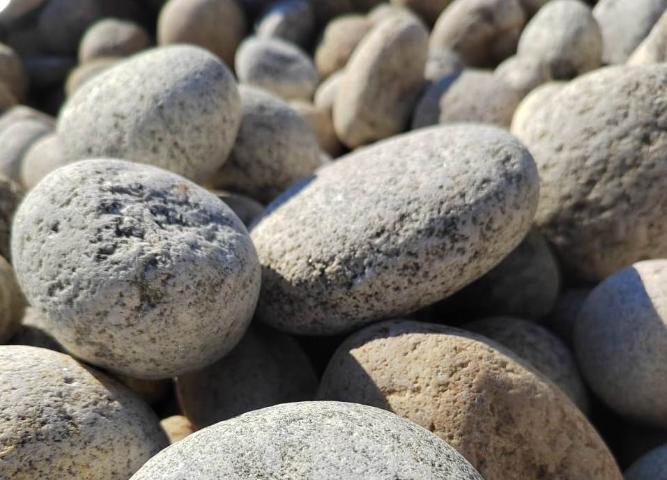 Купить речную и морскую гальку напрямую у производителя с доставкой  купить в Московской области от производителя, без посредников