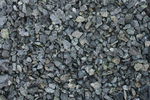 Kamenclub.ru: Щебень крошка зеленый (змеевик) фр. 40-70 мм.  купить в Московской области мрамор змеевик зеленый, салатовый щебень декоративный 8000 руб/т   фото КАМЕНЬ КЛУБ