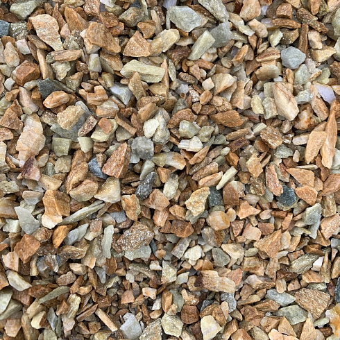 Kamenclub.ru: Щебень крошка желтый (ЗЛАТОЛИТ) фр. 5-10 мм.  купить в Московской области мрамор золотистый, бежевый, желтый каменная ландшафтная декоративная крошка здатолита 8500 руб/т   фото КАМЕНЬ КЛУБ