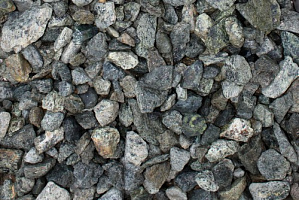 Kamenclub.ru: Щебень крошка зеленый (змеевик) фр. 20-40 мм.  купить в Московской области мрамор зеленый, салатовый ландшафтная мраморная крошка 8500 руб/т   фото КАМЕНЬ КЛУБ