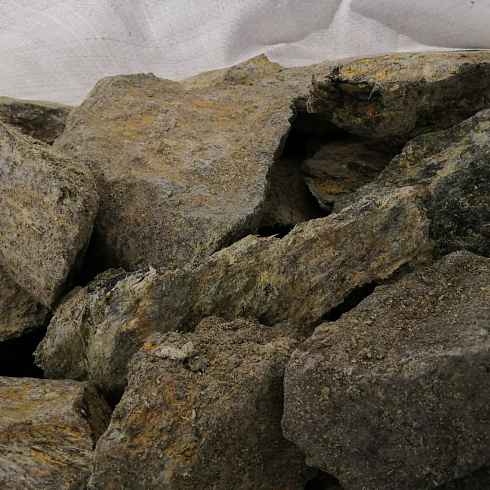 фото Змеевик салатовый  (фр. 70-100 мм)  купить в Московской области в интернет-портале КАМЕНЬ КЛУБ