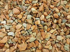 Kamenclub.ru: Щебень крошка желтый (ЗЛАТОЛИТ) фр. 3-5 мм.  купить в Московской области златолит золотистый, бежевый, желтый мрамор 12 000 руб/т   фото КАМЕНЬ КЛУБ