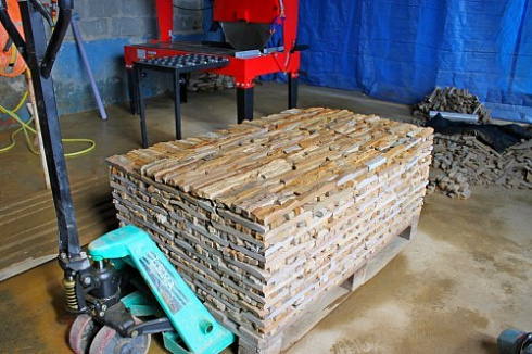 Kamenclub.ru: Песчаник (лапша) art PSG-3-01  купить в Московской области    2300 руб/кв.м   фото КАМЕНЬ КЛУБ