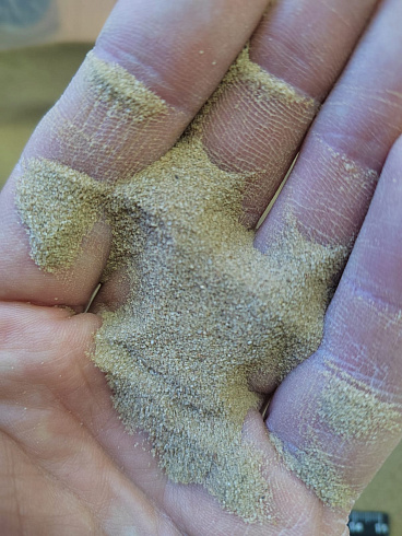 Кварцевый песок для площадок фр. 0,1-0,5 мм.  купить в Московской области фото Камень Клуб