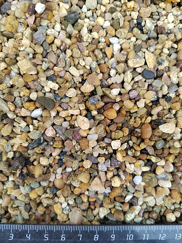 Галька речная окат (рыжая) фр.3-5 мм купить в Московской области 