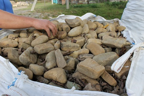 Kamenclub.ru: Песчаник брусчатка  купить в Московской области    5 500 руб/т   фото КАМЕНЬ КЛУБ