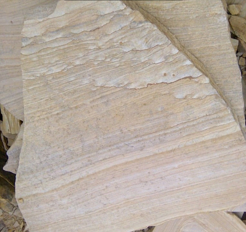 Kamenclub.ru: Песчаник пластушка желтый с рисунком (4-6 см)  купить в Московской области плитняк пластушка желтый с рисунком песчаник 9 000 руб/м3   фото КАМЕНЬ КЛУБ