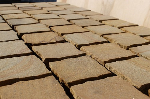 Kamenclub.ru: Песчаник брусчатка (Прага) art PSG-10-07  купить в Московской области    2600 руб/кв.м   фото КАМЕНЬ КЛУБ