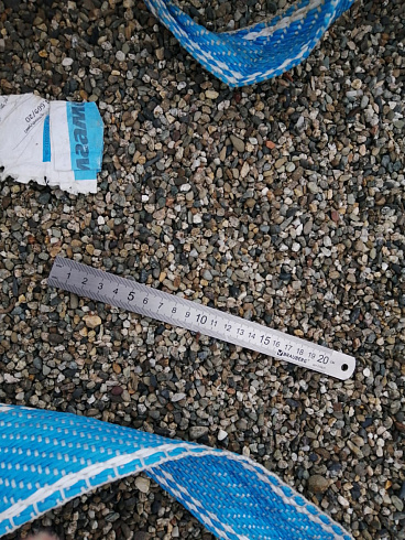 Kamenclub.ru: Галька речная окат (серая) фр.3-5 мм купить  в Московской области галька речная серая бежевый темно-серый окатанный речной камень округлый 9500 руб/т   фото КАМЕНЬ КЛУБ