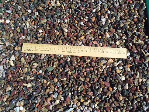 Kamenclub.ru: Галька речная окат цветная фр.5-10 мм. купить  в Московской области галька речная белый, серый, красноватый, синий, темно-серый речная окатанная галька декоративная 6800 руб/т   фото КАМЕНЬ КЛУБ